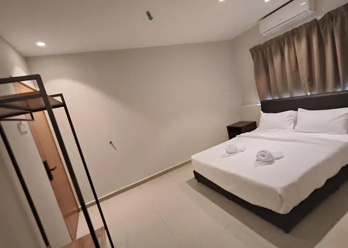 Swing & Pillows - Bukit Tinggi, Klang